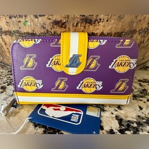 NWT Loungefly NBA Los Angeles Lakers Zip Around Wallet